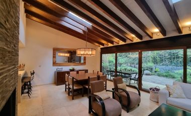 CASA EN VENTA EN AVANDARO
