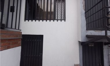 Venta Casa con Renta en Peralonso