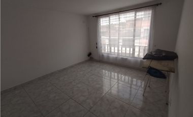 Venta Casa con Renta en Peralonso