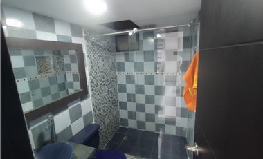 Venta Casa con Renta en Peralonso