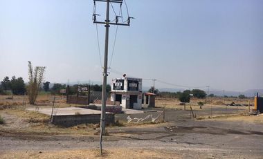 TERRENO COMERCIAL EN RENTA CARRT. CELAYA-APASEO EL GRANDE