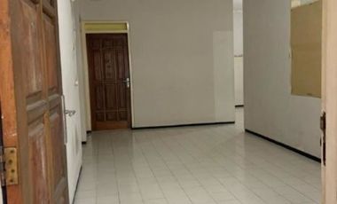 Rumah di Semolowaru Elok nol jalan raya disecond road strategis