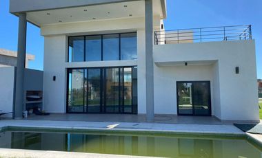 Venta de casa en el Barrio La providencia -Ezeiza