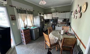 Casa en venta en Moron Sur