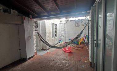 casa en venta en quinta bosch. Cod V27997