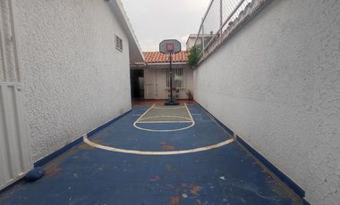 casa en venta en quinta bosch. Cod V27997