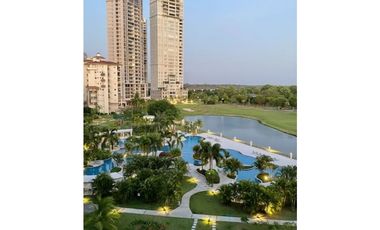 SE VENDE LUJOSO APARTAMENTO EN SANTA MARIA