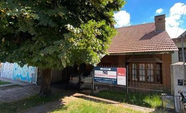 Casa de 6 ambientes en venta zona de Longchamps
