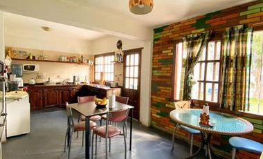 Casa de 6 ambientes en venta zona de Longchamps