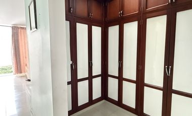 casa en venta en las mercedes. Cod V9161834