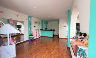 casa en venta en las mercedes. Cod V9161834