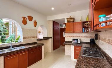 casa en venta en las mercedes. Cod V9161834