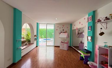 casa en venta en las mercedes. Cod V9161834