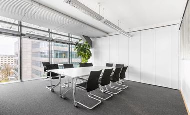Unlimited coworking access in Regus Tempo Scan