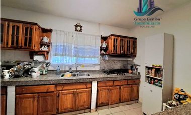 ALQUILO  CASA DE 4HAB 5 BAÑOS  AMOBLADO DAVID