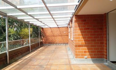 PR14672 Apartamento en venta en el sector de Esmeraldal