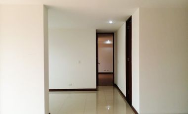 PR14672 Apartamento en venta en el sector de Esmeraldal