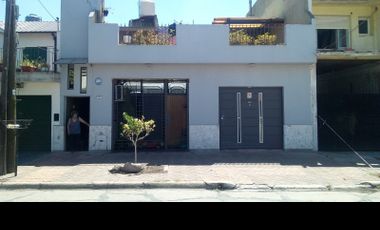Casa  en Venta Ramos Mejia / La Matanza (A025 2925)