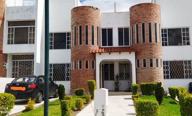 CASA EN VENTA EN EL Conjunto Habitacional El Balcón del Milagro