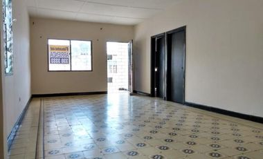 casa-local en arriendo/venta en los cocos. Cod V13447