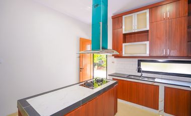 Rumah LB 300 Hadap Selatan 7 Mnt ke Trans Studio Mall Cibubur J-40740