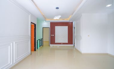 Rumah LB 300 Hadap Selatan 7 Mnt ke Trans Studio Mall Cibubur J-40740