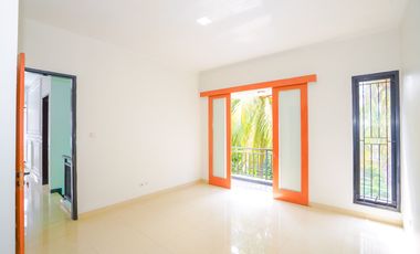 Rumah LB 300 Hadap Selatan 7 Mnt ke Trans Studio Mall Cibubur J-40740