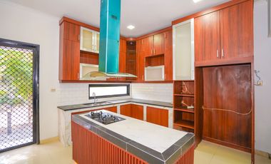 Rumah LB 300 Hadap Selatan 7 Mnt ke Trans Studio Mall Cibubur J-40740