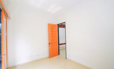 Rumah LB 300 Hadap Selatan 7 Mnt ke Trans Studio Mall Cibubur J-40740