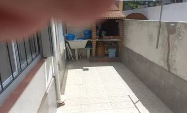 Casa PH en venta en La Lucila del Mar