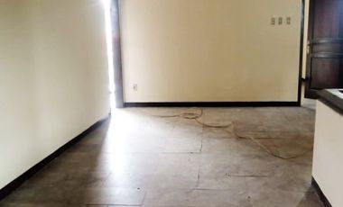 Di Sewakan Rumah Besar 4 Kamar Cocok Untuk Kantor di Jl. Kembar Baru Bandung