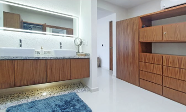 CASA EN RESIDENCIAL VALENIA