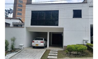 Venta de casa unifamiliar Loma de Los Gonzalez, El Poblado, Medellin