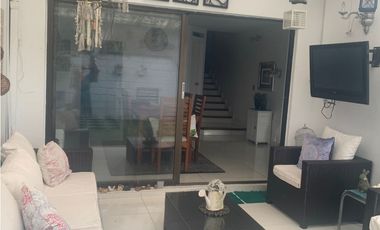 Venta de casa unifamiliar Loma de Los Gonzalez, El Poblado, Medellin