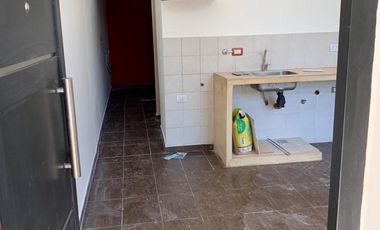 PH AL FRENTE DE DOS AMBIENTES- PARTE INDIVISA-