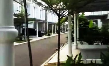 Disewaakan Rumah Jakarta Garden City