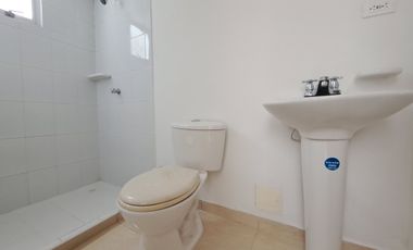 apartamento en arriendo en prados del este. Cod A26421