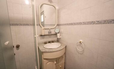 VENTA PH 2 AMBIENTES CON TERRAZA PROPIA LAN&Uacute;S ESTE