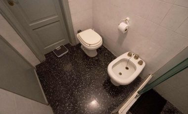 VENTA PH 2 AMBIENTES CON TERRAZA PROPIA LAN&Uacute;S ESTE