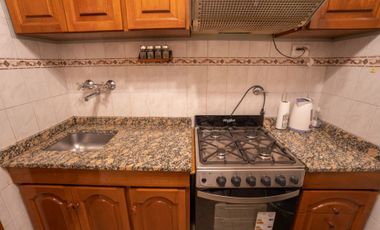 VENTA PH 2 AMBIENTES CON TERRAZA PROPIA LAN&Uacute;S ESTE