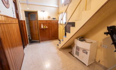 VENTA PH 2 AMBIENTES CON TERRAZA PROPIA LAN&Uacute;S ESTE