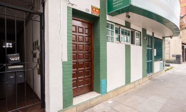 VENTA PH 2 AMBIENTES CON TERRAZA PROPIA LAN&Uacute;S ESTE