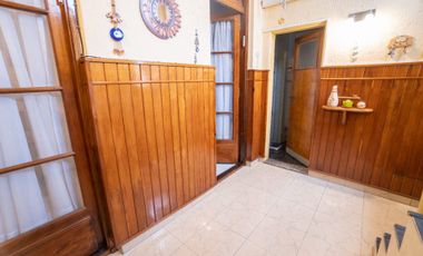 VENTA PH 2 AMBIENTES CON TERRAZA PROPIA LAN&Uacute;S ESTE