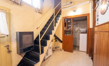 VENTA PH 2 AMBIENTES CON TERRAZA PROPIA LAN&Uacute;S ESTE