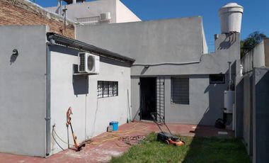 PH 3 Amb. PB c/Cochera Patio y Jardin