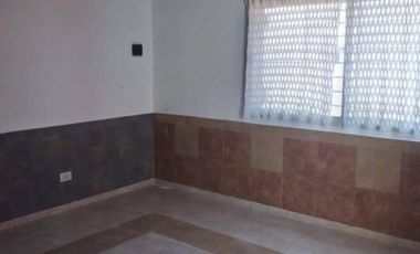 PH 3 Amb. PB c/Cochera Patio y Jardin