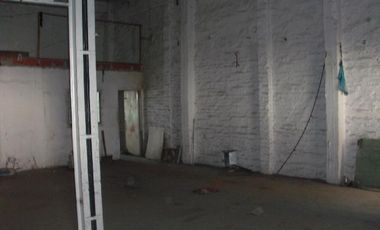 Local comercial de 50m2 con Galpon industrial de 200m2 y terreno libre de 100m2 en Venta en Billinghurst, San Martín, Buenos Aires