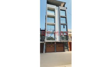 Departamento En Venta Urb Los Granados