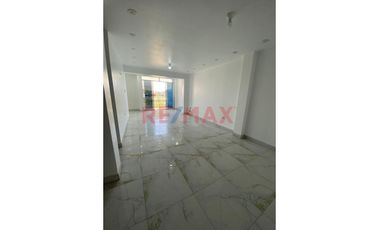Departamento En Venta Urb Los Granados