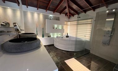 casa en arriendo en aves maria. Cod A513148